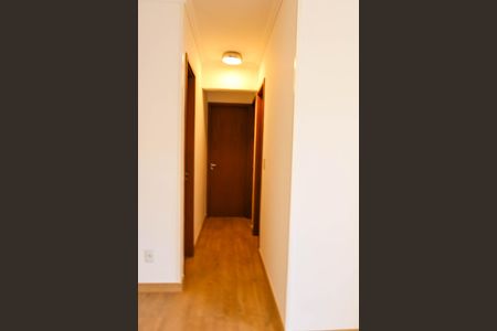 Apartamento para alugar com 60m², 3 quartos e 1 vagaCorredor