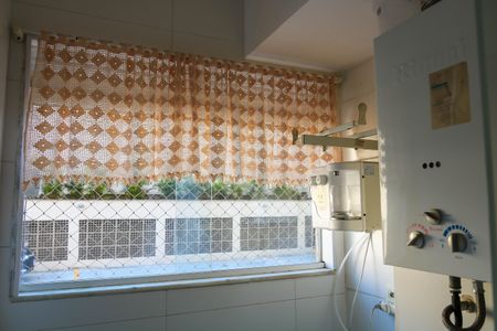 Apartamento para alugar com 60m², 3 quartos e 1 vagaÁrea de Serviço