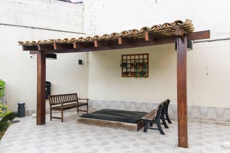 Apartamento para alugar com 60m², 3 quartos e 1 vagaÁrea comum