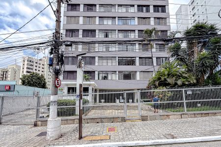 Apartamento à venda com 90m², 2 quartos e 1 vagaFachada - Plaquinha