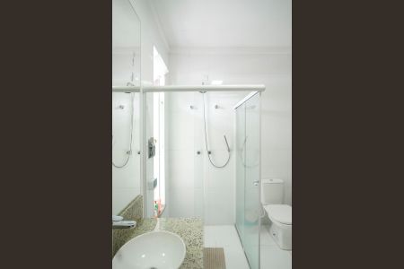 Casa à venda com 284m², 3 quartos e 3 vagasBanheiro da suíte 1