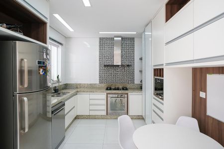 Casa à venda com 284m², 3 quartos e 3 vagasCozinha