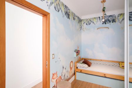 Casa à venda com 284m², 3 quartos e 3 vagasSuíte 2