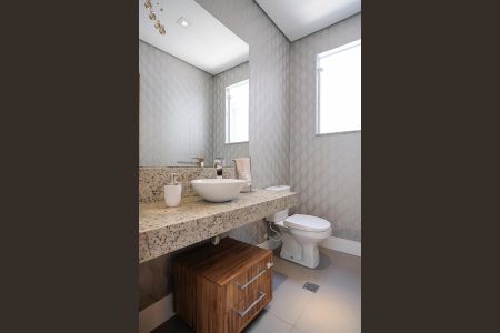 Casa à venda com 284m², 3 quartos e 3 vagasLavabo