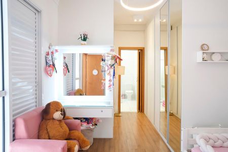 Casa à venda com 284m², 3 quartos e 3 vagasSuíte 3