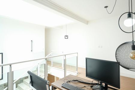 Casa à venda com 284m², 3 quartos e 3 vagasEscritório