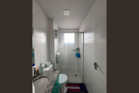 Apartamento à venda com 83m², 2 quartos e 1 vagaBanheiro da Suíte