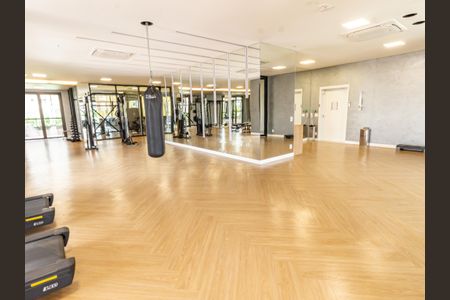 Apartamento à venda com 122m², 3 quartos e 2 vagas Apartamento à venda com 122m², 3 quartos e 2 vagasÁrea comum - Academia