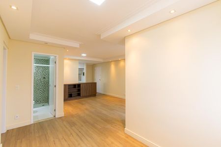 Apartamento à venda com 70m², 2 quartos e 2 vagas Apartamento à venda com 70m², 2 quartos e 2 vagasSala