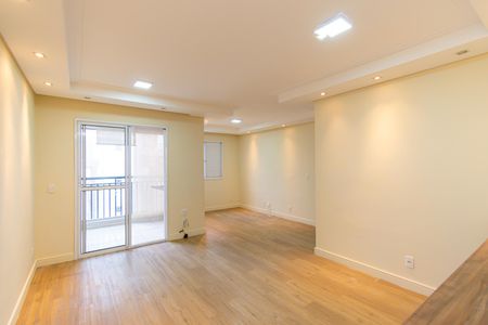 Sala de apartamento à venda com 2 quartos, 70m² em Vila Ivone, São Paulo