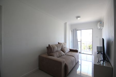 Sala de apartamento para alugar com 2 quartos, 60m² em Barra Olímpica, Rio de Janeiro