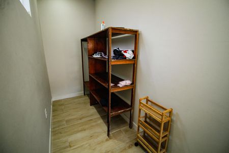 Casa para alugar com 624m², 5 quartos e 5 vagasCloset da suíte 1