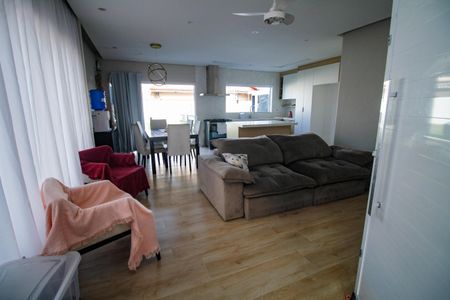 Casa para alugar com 624m², 5 quartos e 5 vagasSala