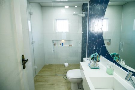 Casa para alugar com 624m², 5 quartos e 5 vagasBanheiro Social