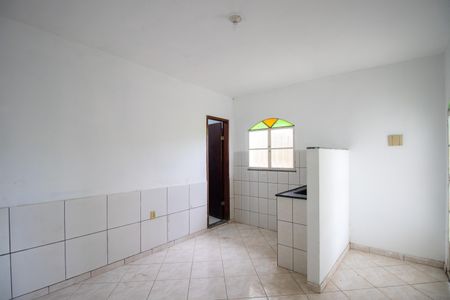 Sala/Cozinha de casa para alugar com 1 quarto, 47m² em Colubandê, São Gonçalo