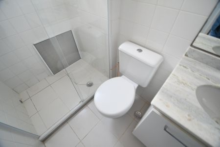 Casa de condomínio à venda com 80m², 3 quartos e 2 vagasBanheiro Social