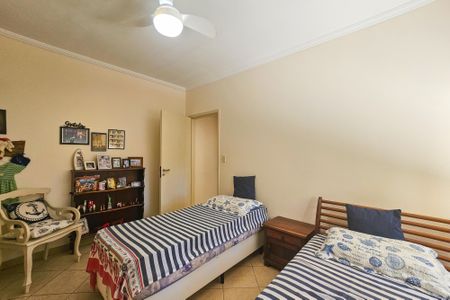 Apartamento para alugar com 175m², 3 quartos e 2 vagasQuarto 2