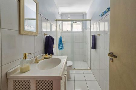 Apartamento para alugar com 175m², 3 quartos e 2 vagasBanheiro 