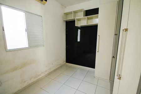 Quarto 1 de casa de condomínio para alugar com 2 quartos, 62m² em Vila Antartica, Praia Grande