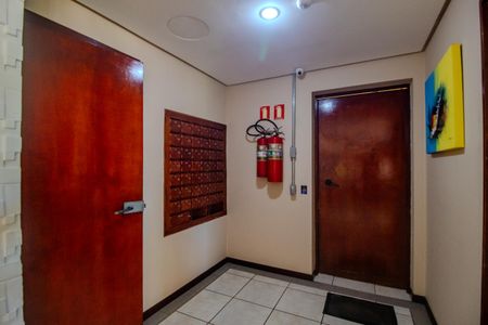 Apartamento à venda com 69m², 2 quartos e 2 vagasHall de entrada