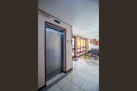 Apartamento à venda com 69m², 2 quartos e 2 vagasHall de entrada