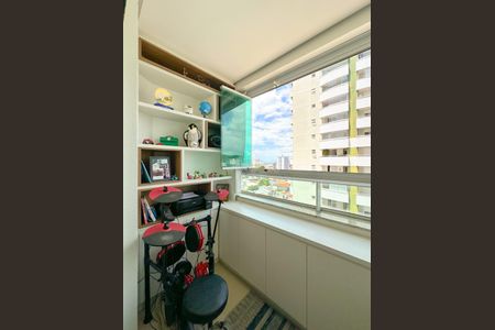 Apartamento para alugar com 97m², 3 quartos e 2 vagasEscritório