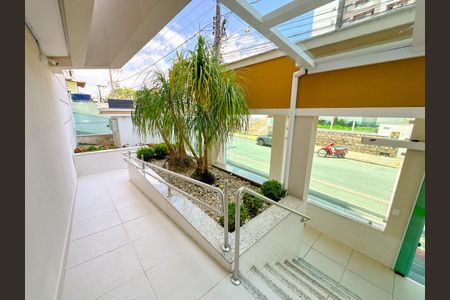 Apartamento para alugar com 97m², 3 quartos e 2 vagasEntrada