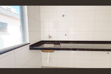 Apartamento para alugar com 43m², 2 quartos e 1 vaga Apartamento para alugar com 43m², 2 quartos e 1 vagaCozinha e Área de Serviço