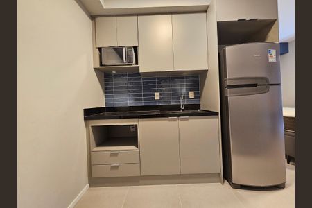 Studio de kitnet/studio para alugar com 1 quarto, 27m² em Cidade Monções, São Paulo