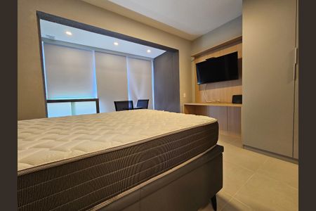 Studio de kitnet/studio para alugar com 1 quarto, 27m² em Cidade Monções, São Paulo