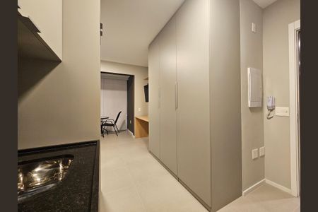 Studio para alugar com 27m², 1 quarto e sem vagaQuarto - Armários