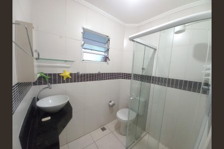 Banheiro de apartamento para alugar com 1 quarto, 52m² em Esplanada dos Barreiros, São Vicente