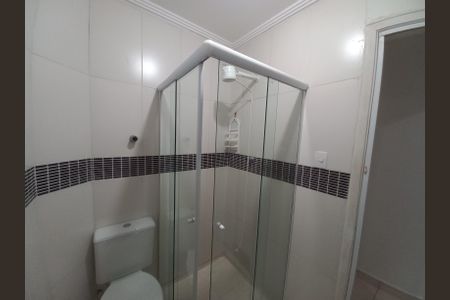 Banheiro de apartamento para alugar com 1 quarto, 52m² em Esplanada dos Barreiros, São Vicente