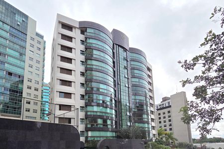 Apartamento à venda com 180m², 4 quartos e 3 vagasFachada