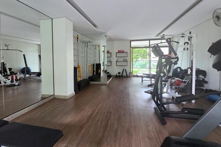 Apartamento à venda com 180m², 4 quartos e 3 vagasÁrea comum - Academia