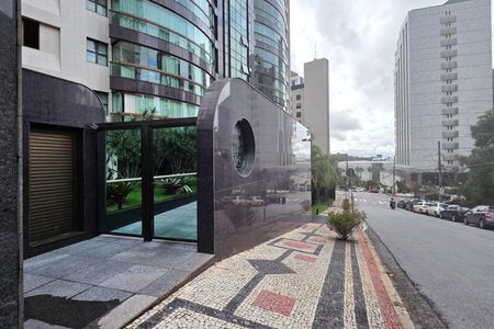 Apartamento à venda com 180m², 4 quartos e 3 vagasFachada