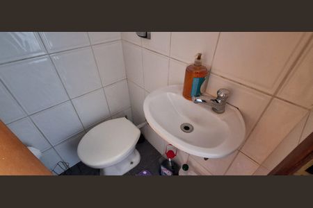 Apartamento à venda com 105m², 3 quartos e 2 vagas Apartamento à venda com 105m², 3 quartos e 2 vagasBanheiro Área de serviço