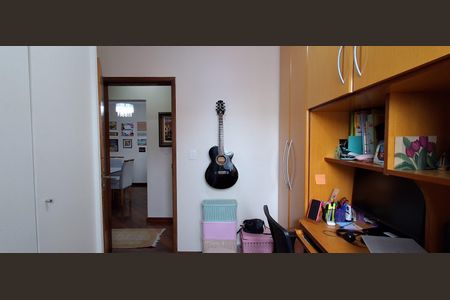 Apartamento à venda com 105m², 3 quartos e 2 vagas Apartamento à venda com 105m², 3 quartos e 2 vagasQuarto 2