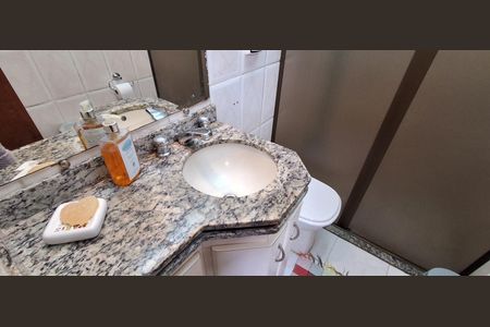 Apartamento à venda com 105m², 3 quartos e 2 vagas Apartamento à venda com 105m², 3 quartos e 2 vagasBanheiro Suíte