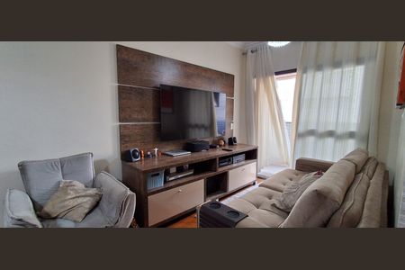 Apartamento à venda com 105m², 3 quartos e 2 vagas Apartamento à venda com 105m², 3 quartos e 2 vagasSala