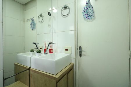 Apartamento para alugar com 53m², 2 quartos e 1 vagaBanheiro