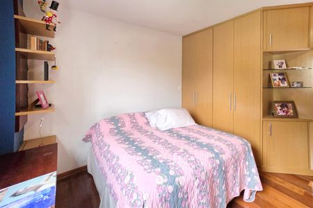 Apartamento à venda com 260m², 4 quartos e 3 vagas Apartamento à venda com 260m², 4 quartos e 3 vagasSuite 1