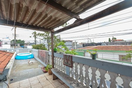 Casa para alugar com 220m², 4 quartos e 2 vagas Casa para alugar com 220m², 4 quartos e 2 vagasSacada