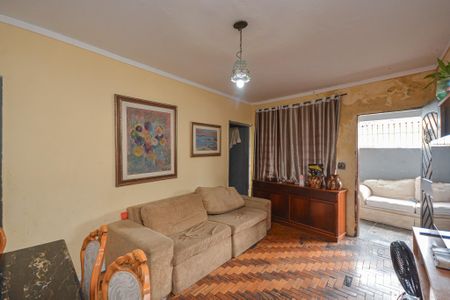 Casa para alugar com 220m², 4 quartos e 2 vagas Casa para alugar com 220m², 4 quartos e 2 vagasSala