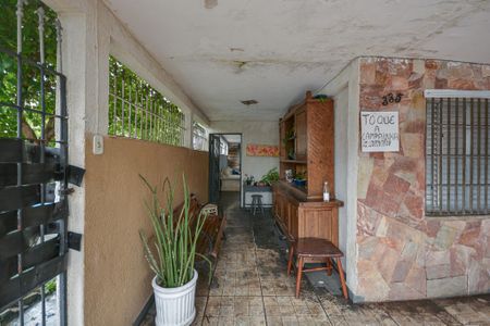 Casa para alugar com 220m², 4 quartos e 2 vagas Casa para alugar com 220m², 4 quartos e 2 vagasGaragem