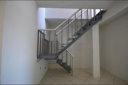 Sala de casa de condomínio para alugar com 3 quartos, 140m² em Bento Ribeiro, Rio de Janeiro