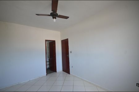 Casa de condomínio para alugar com 140m², 3 quartos e sem vagaQuarto 1 Suite