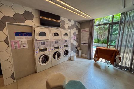 Apartamento para alugar com 68m², 2 quartos e 1 vagalavanderia