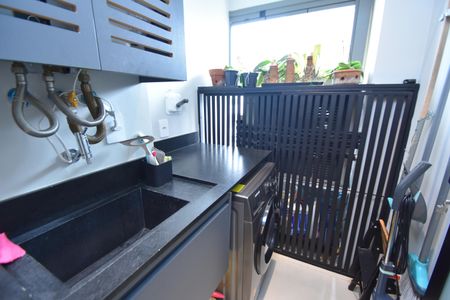 Apartamento para alugar com 68m², 2 quartos e 1 vagalavanderia