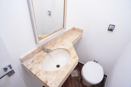 Apartamento para alugar com 132m², 4 quartos e 2 vagasLavabo